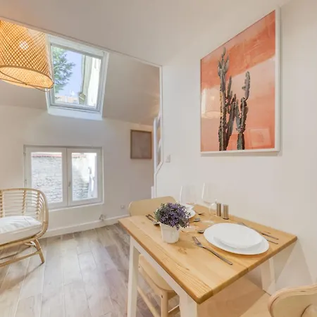 Terracotta Apartment